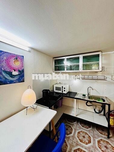 Nhà Nguyên căn Nguyễn Trãi Quận 1 Full nội thất