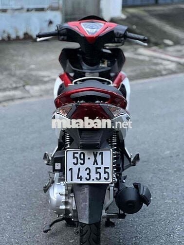 Xe honda Ảiblade 2011 màu trắng đỏ đen siêu ken 95