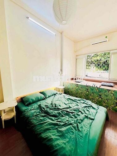 Nhà Nguyên căn Nguyễn Trãi Quận 1 Full nội thất