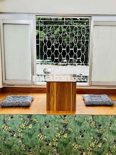 Nhà Nguyên căn Nguyễn Trãi Quận 1 Full nội thất