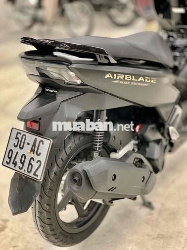 Honda Air Blade 125 2025 chính chủ xe như mới hãng