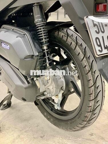 Honda Air Blade 125 2025 chính chủ xe như mới hãng
