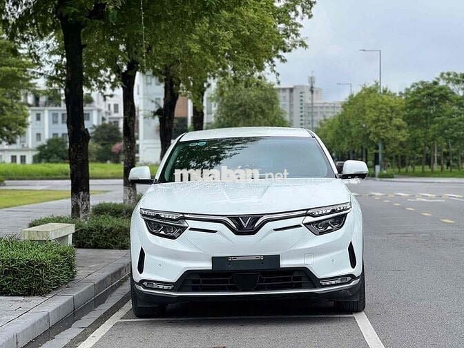 VF8 Eco Pin Catl 2023 áp TX ĐĐ