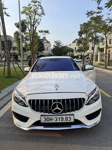 Mercedes Benz C 2015 C300 AMG - 120000 km
