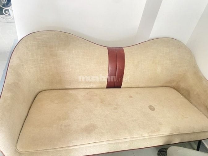 Sofa thiết kế 1m6 tặng bàn  gần Lotte