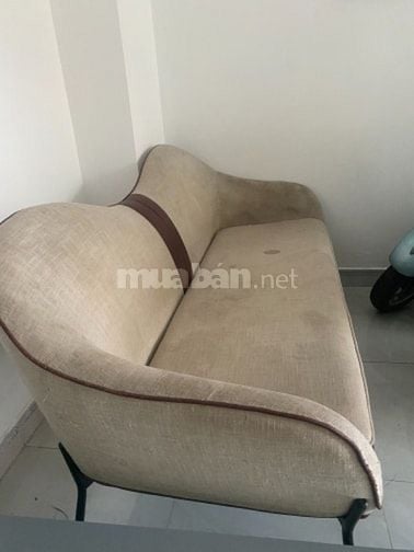 Sofa thiết kế 1m6 tặng bàn  gần Lotte