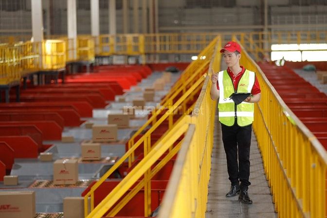 Tuyển 150 Công nhân phân hàng tại KCN Quang Minh