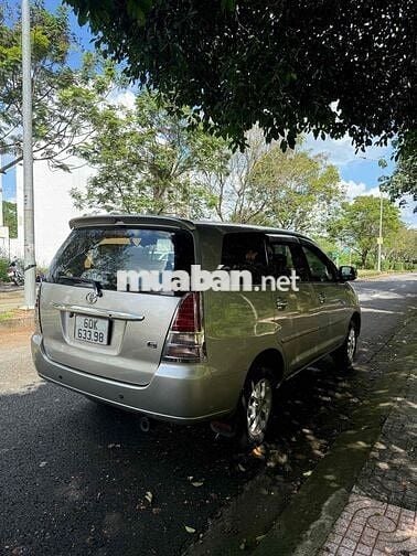 Toyota Innova 2006 G - 239000 km