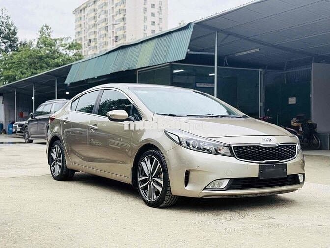 Kia Cerato 2016 1.6 AT - 110000 km