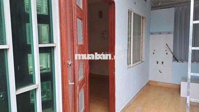 cho thuê nhà nguyên căn. 2pn2wc. CMT8 p15 Q10
