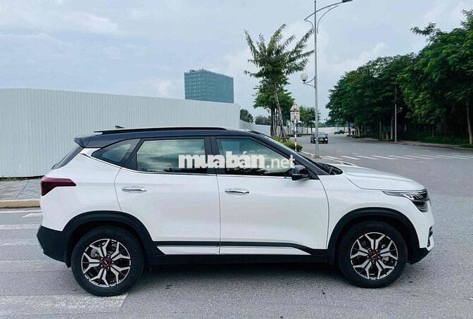 SELTOS 1.6 Premium 2022;1,7 vạn km zin…