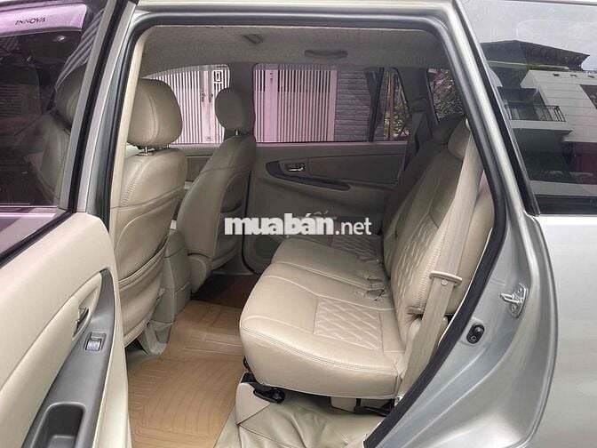 Toyota Innova 2.0G tự động 2013 chạy 88.000 km