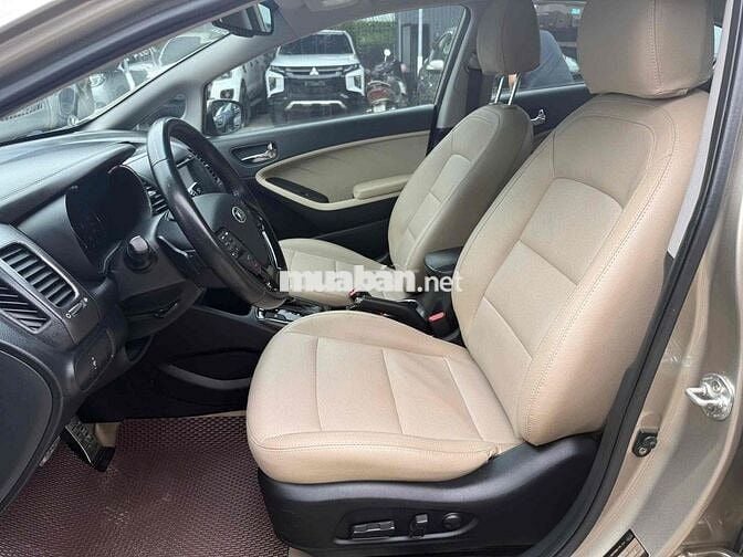 Kia Cerato 2016 1.6 AT - 110000 km