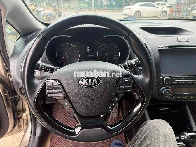 Kia Cerato 2016 1.6 AT - 110000 km