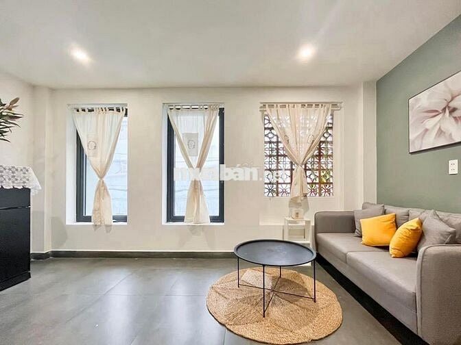 Căn Hộ Cao Cấp Full Nội Thất Công Viên Gia Định 2P Sân Bay TSN