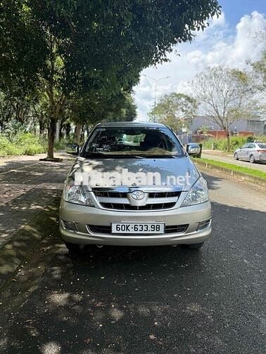 Toyota Innova 2006 G - 239000 km