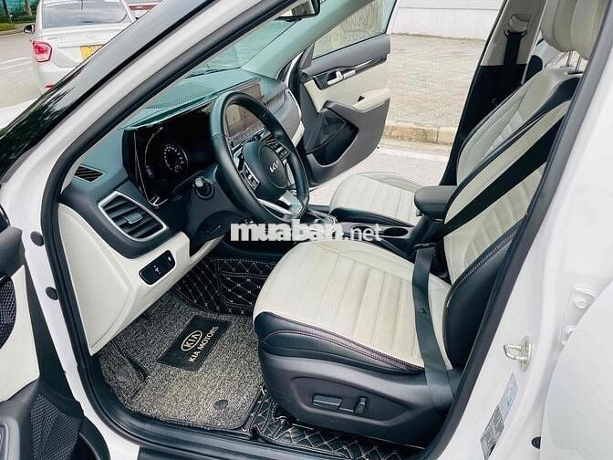 SELTOS 1.6 Premium 2022;1,7 vạn km zin…