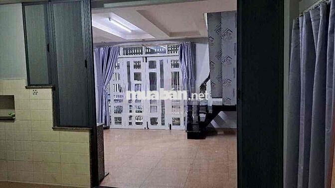 cho thuê nhà nguyên căn. 2pn2wc. CMT8 p15 Q10