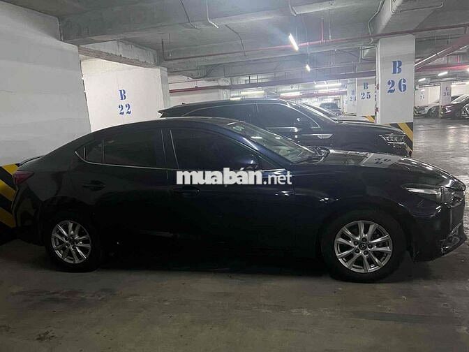 Mazda 3 2018 1.5 AT Sedan - 92000 km