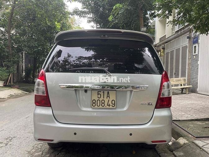 Toyota Innova 2.0G tự động 2013 chạy 88.000 km