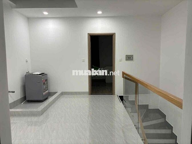 CHO THUÊ NHÀ 3 PHÒNG NGỦ KĐT MỸ GIA GIÁ 22TRIỆU/THÁNG