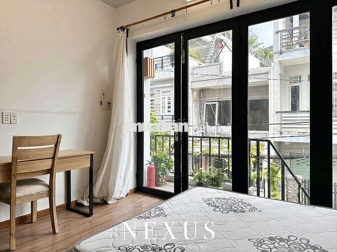 CHO THUÊ PHÒNG BANCON FULL NT Ở THỐNG NHẤT ,GV