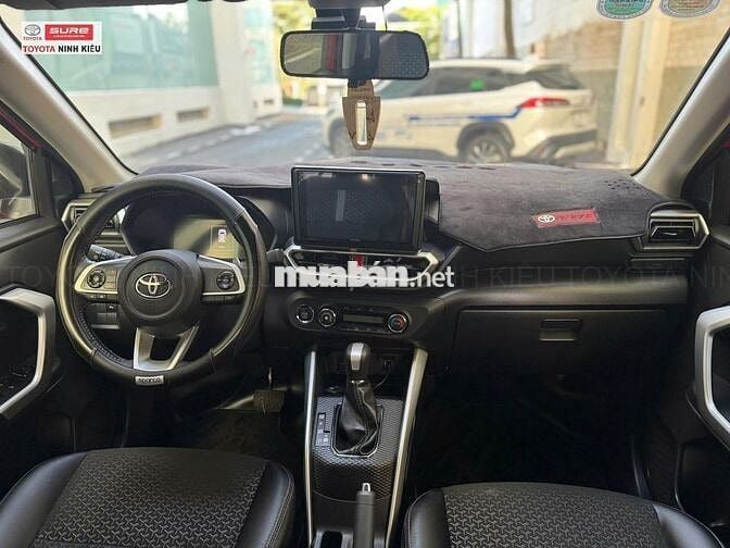 Toyota Raize 2025 AT 15.000 km Đỏ