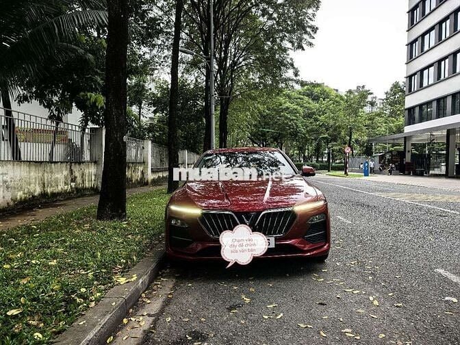 Lux A Cao cấp  2022 - 39000 km