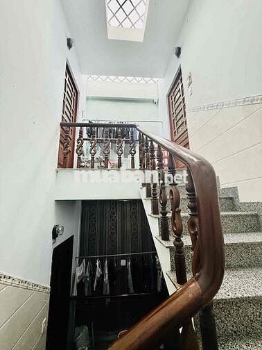 BÁN  CHDV CAO CẤP QUANG TRUNG GÒ VẤP – 82M² 8 PHÒNG, THU 32tr/th, 8.9T