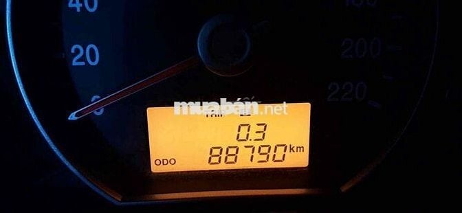 Kia Carens 2011 EX 2.0 MT - 88790 km