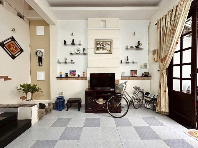 NHÀ ĐẸP TRUNG TÂM - HIẾM CÓ - GIÁ 2,84 TỶ - LÊ TẤN QUỐC - TÂN BÌNH 