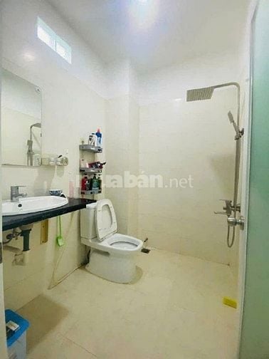 Bán Nhà Gò Cát- Q9- Hẻm Thông 6m-Sổ Riêng-Khu Phân Lô-Giá Đầu Tư 5,2Tỷ