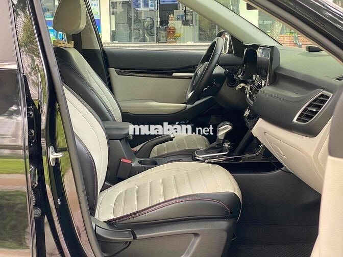 Cần bán siêu phẩm Seltos Premium