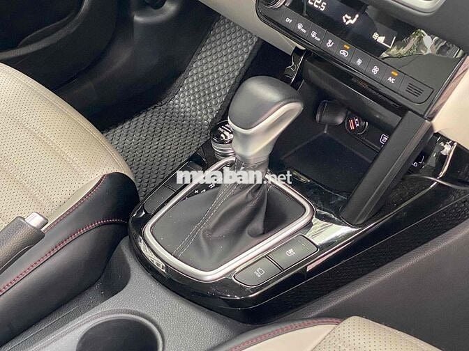 Cần bán siêu phẩm Seltos Premium