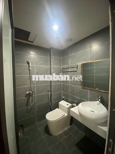 Nhà 4T*37m2 ngay trục đường chính thông ô tô tránh-Giá 3,15 tỷ( Có TL)