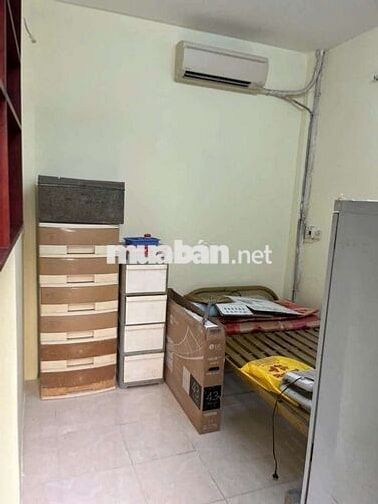 Cho thuê nhà nguyên căn.Đường Trần Hưng Đạo.P.Cầu Kho.Quận 1