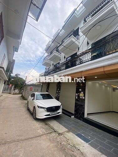 Nhà 4T*37m2 ngay trục đường chính thông ô tô tránh-Giá 3,15 tỷ( Có TL)