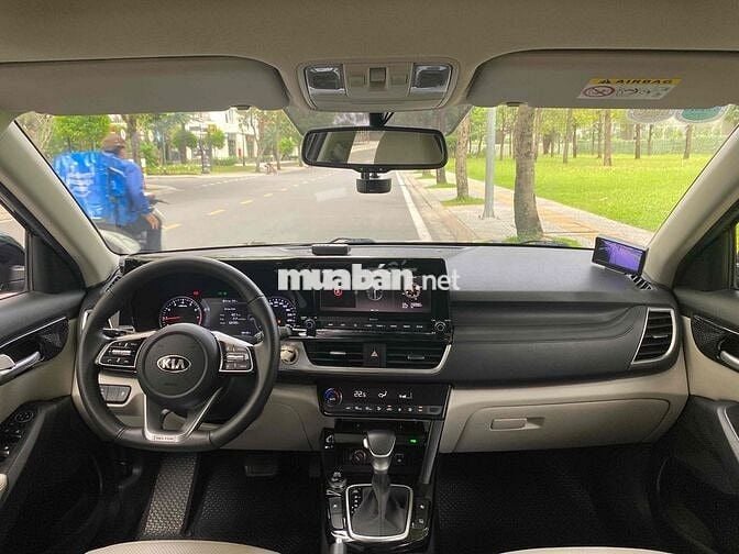 Cần bán siêu phẩm Seltos Premium