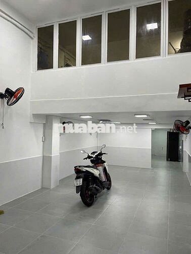 Cho Thuê Mặt Bằng Đường Đồng Đen, Tân Bình (1 Trệt, 1 Lửng, 3PN, 2WC)