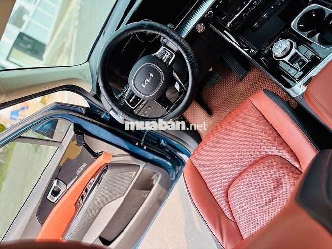 Kia Carnival Signature 2.2D 2022 - 52000 km