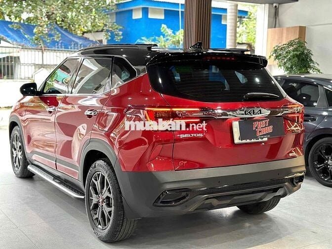 Kia Seltos 2023 Premium đi 12k lên nhiều đồ chơi