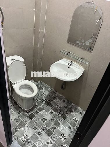 Phòng đẹp 16m2, WC riêng, bếp riêng, máy lạnh, gần Gigamall