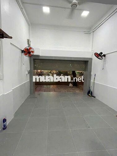 Cho Thuê Mặt Bằng Đường Đồng Đen, Tân Bình (1 Trệt, 1 Lửng, 3PN, 2WC)