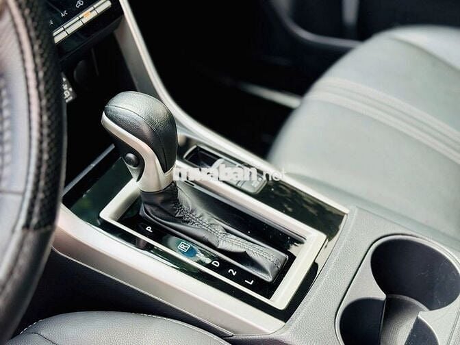 Mitsubishi Xpander Premium 1.5 AT 2024 - 24000 km