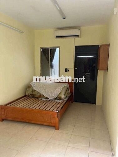 Cho thuê nhà nguyên căn.Đường Trần Hưng Đạo.P.Cầu Kho.Quận 1