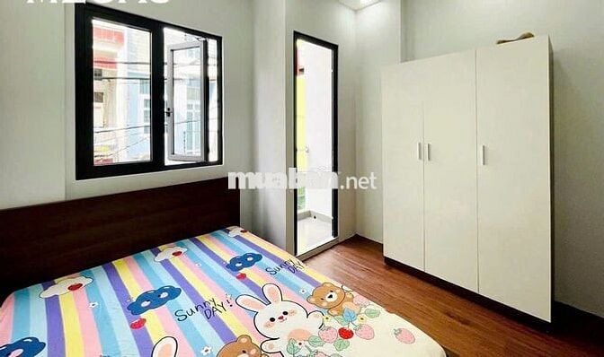 Trung tâm quận 6 đầy đủ nội thất, có ban công