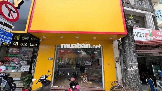 Cho thuê mặt bằng đắc địa Lê Hồng Phong giao với 3/2 DT 30m2