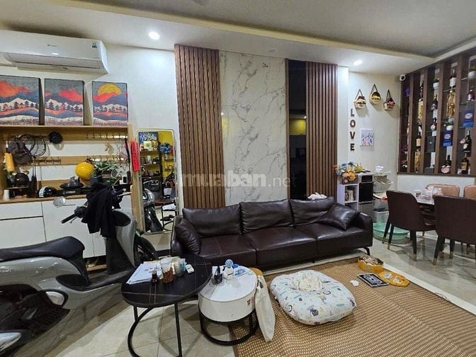 Bán Nhanh - Nhà Ngõ 79 Cầu Giấy - hà nội - 50M - 5 Tầng - Mt 4,5M 