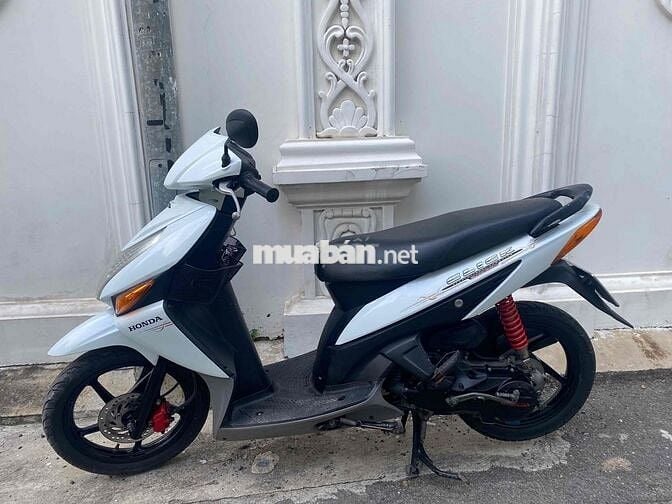 click 110 -9 chủ kí bán máy zin êm