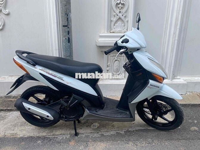 click 110 -9 chủ kí bán máy zin êm